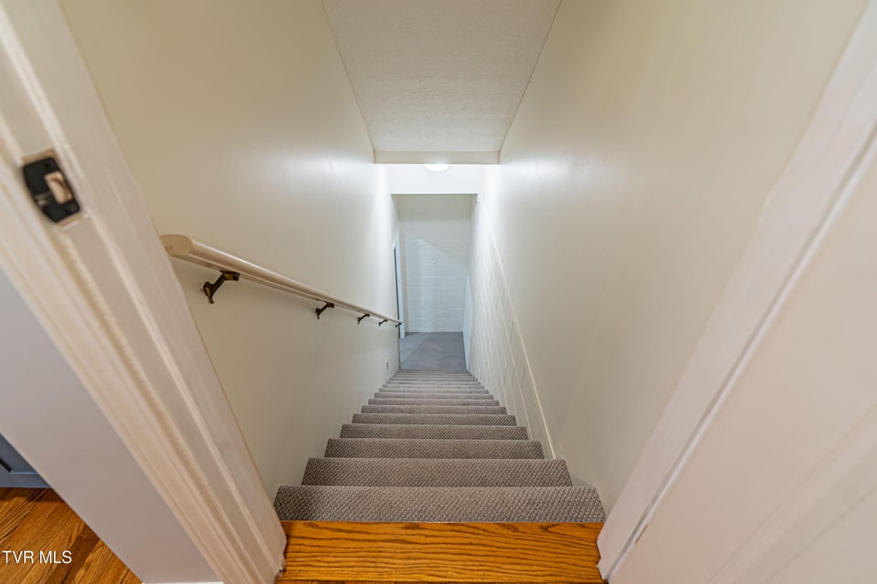 Photo #35: 809 Edgemont North Street