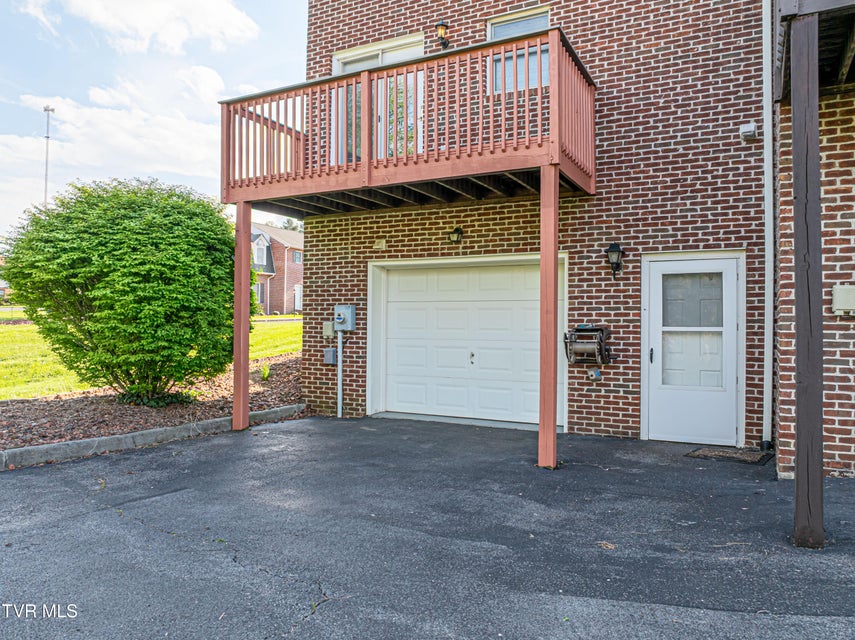 Photo #45: 809 Edgemont North Street