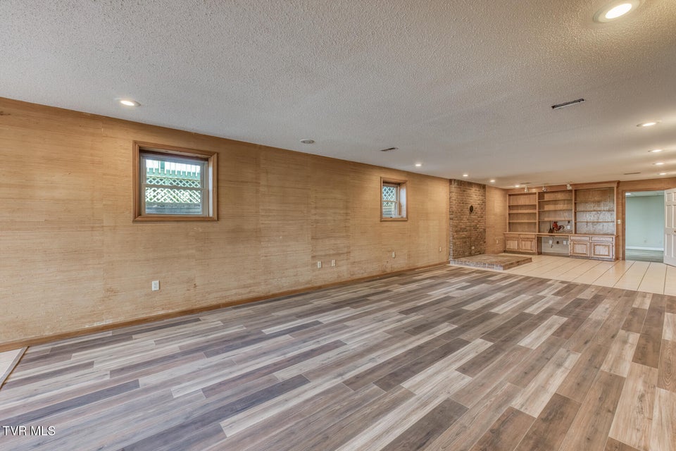 Photo #39: 1237 White Top Road