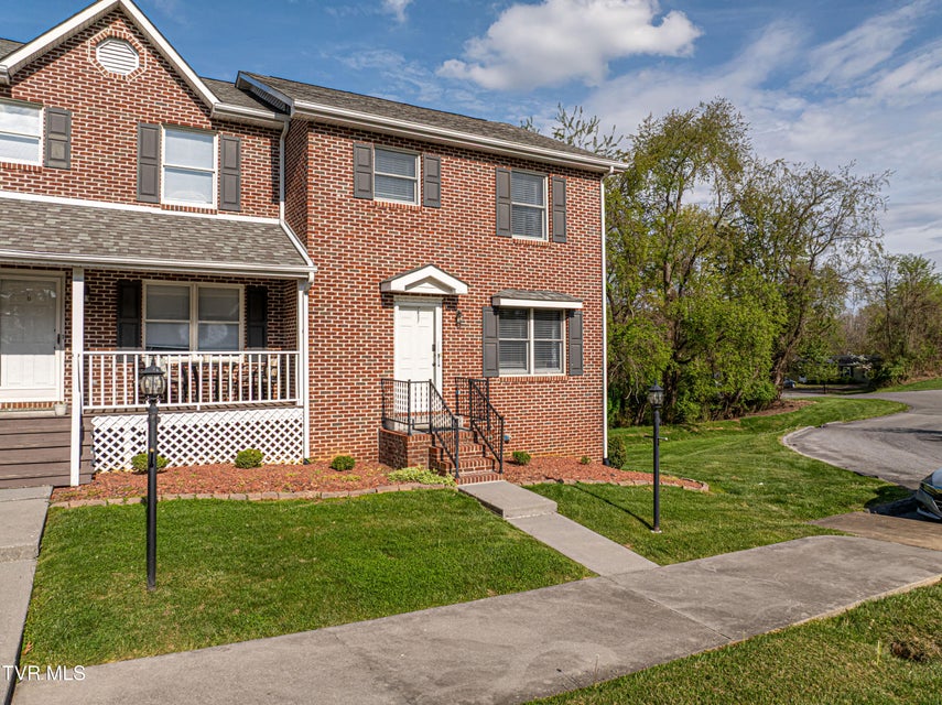 Photo #54: 809 Edgemont North Street