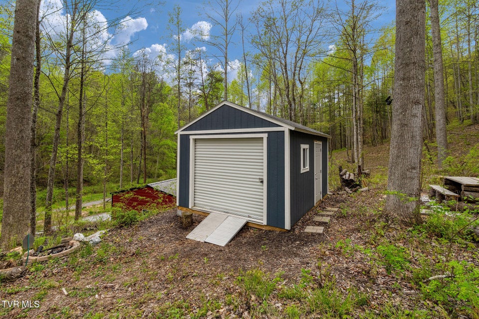 Photo #13: 1485 Barrett Hollow Road