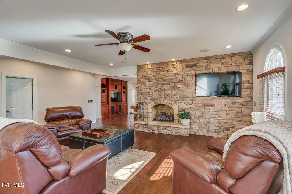 Photo #9: 3504 Bondwood Circle