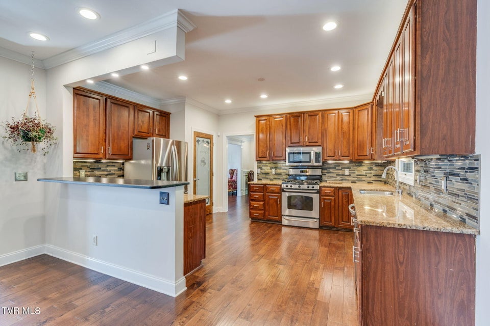 Photo #19: 3504 Bondwood Circle