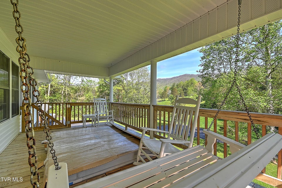 Photo #6: 218 Jones Ridge Drive