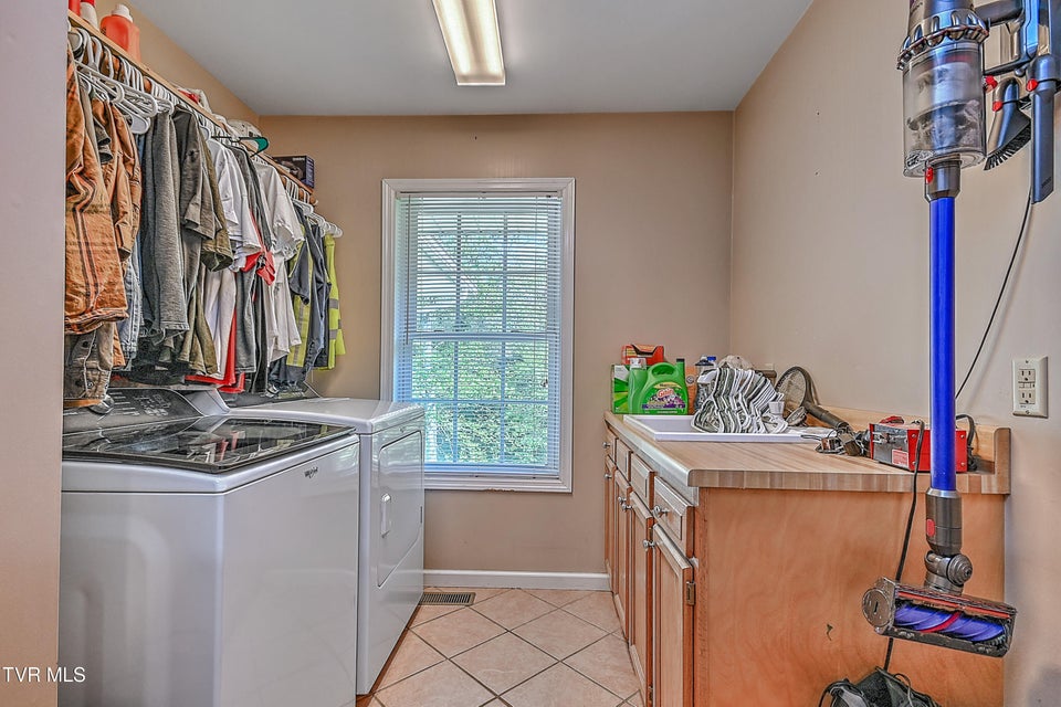 Photo #32: 218 Jones Ridge Drive