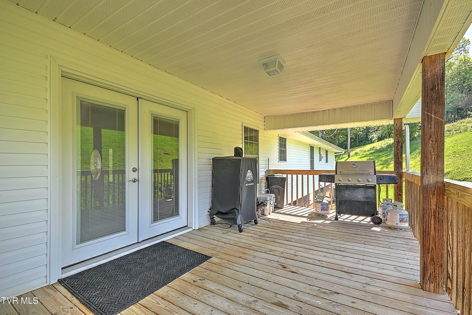 Photo #35: 218 Jones Ridge Drive