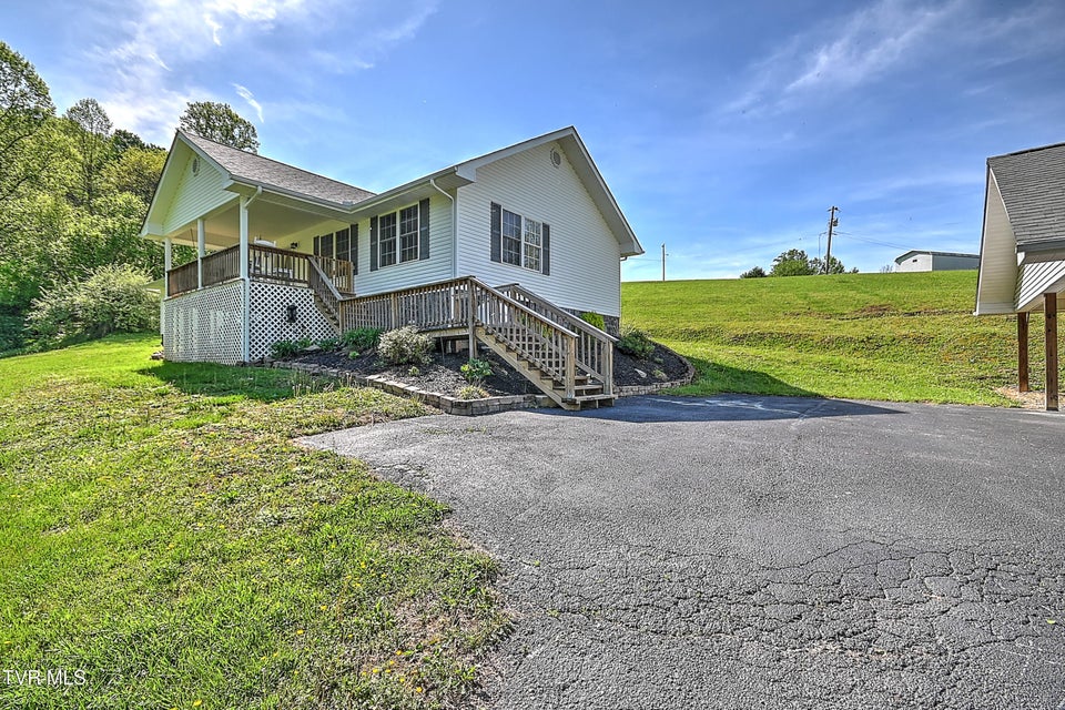 Photo #38: 218 Jones Ridge Drive