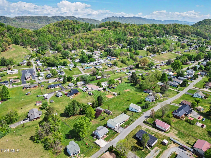 Photo #45: 820 Edison Street