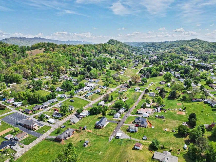 Photo #46: 820 Edison Street