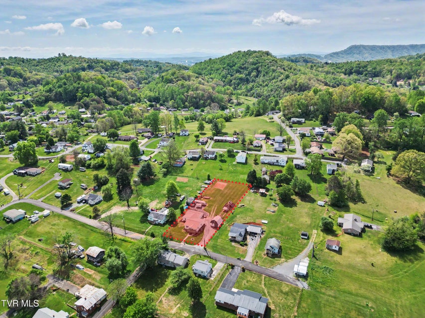 Photo #51: 820 Edison Street