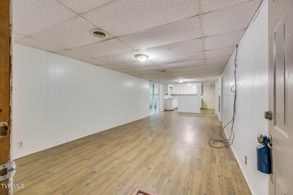 Photo #15: 212 Weaver Hill Road