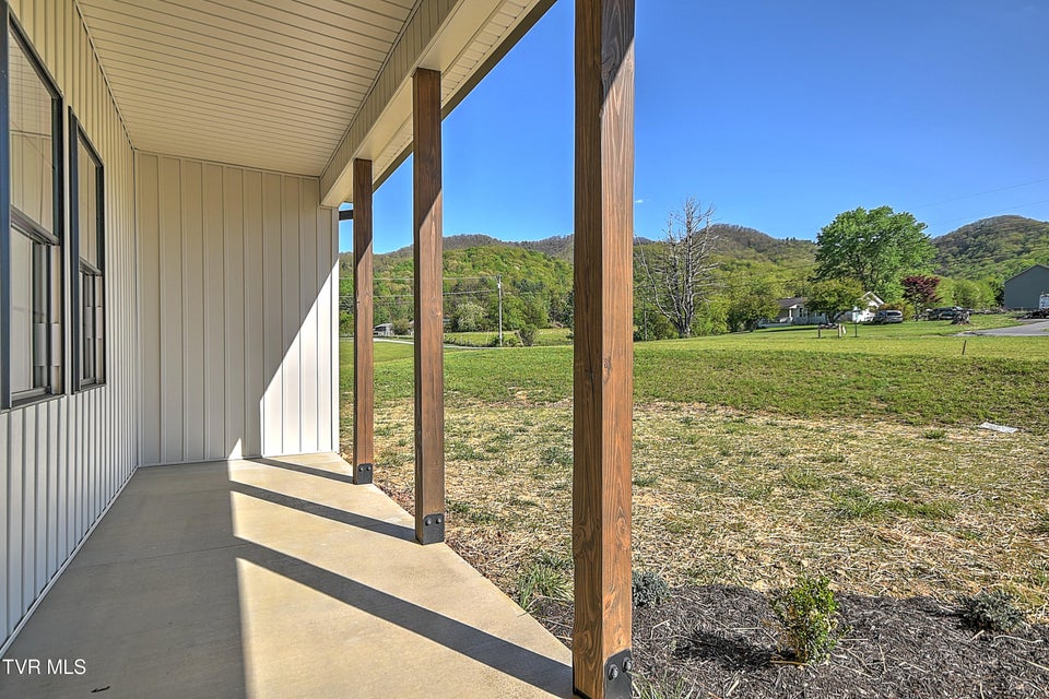 Photo #5: 137 Crestview Drive