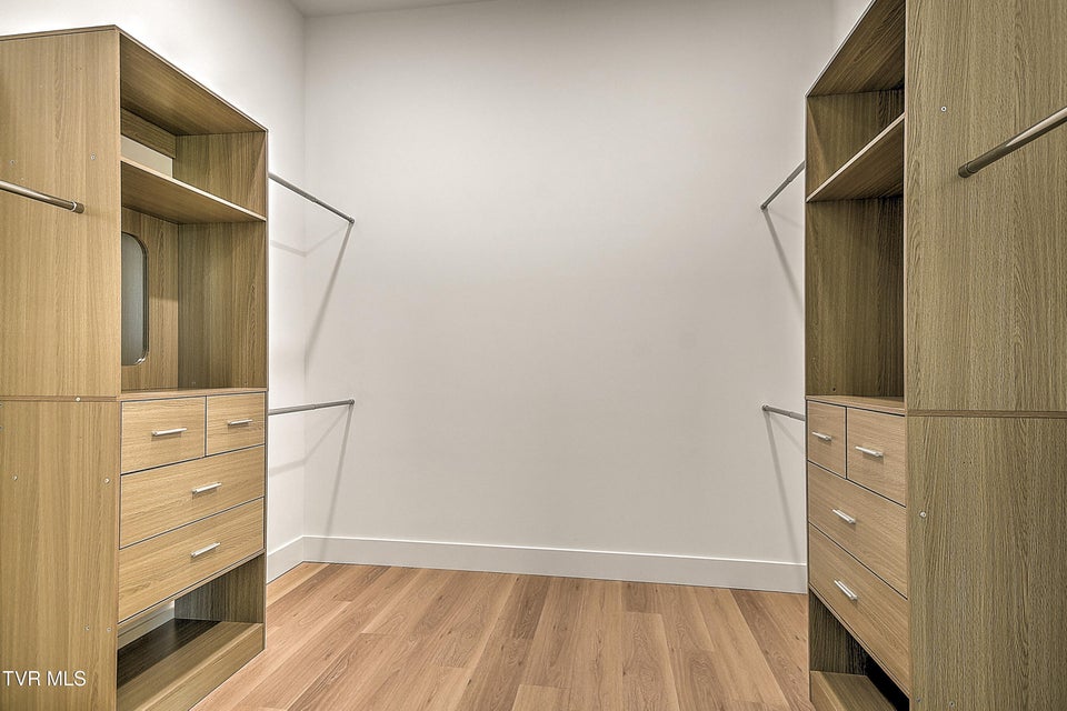 Photo #40: 137 Crestview Drive