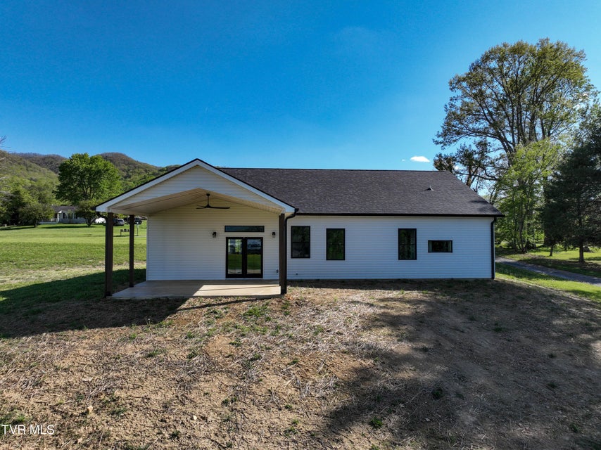 Photo #53: 137 Crestview Drive