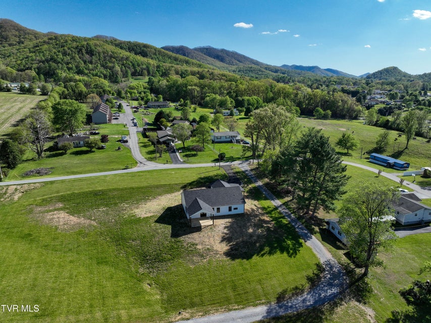 Photo #59: 137 Crestview Drive