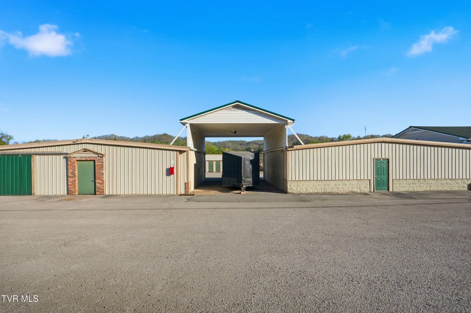 Photo #3: 600 Kentucky Avenue