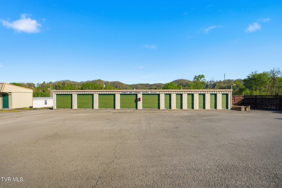 Photo #2: 600 Kentucky Avenue