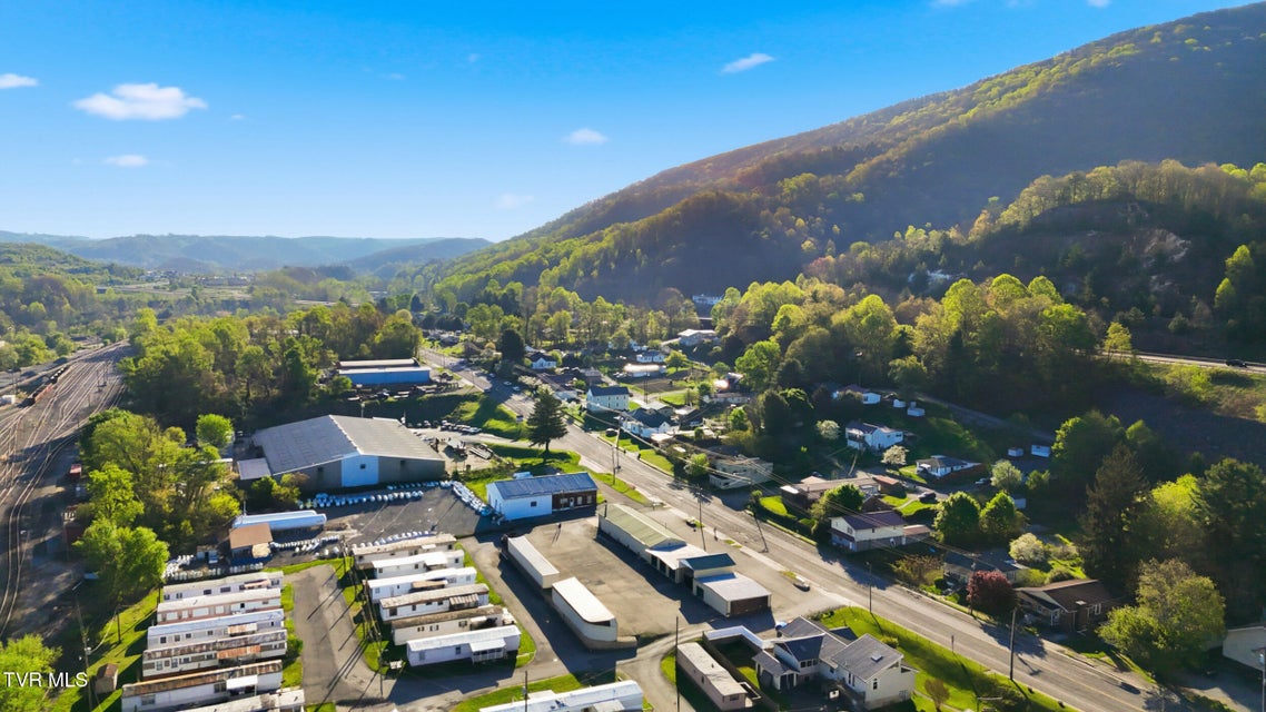 Photo #16: 600 Kentucky Avenue