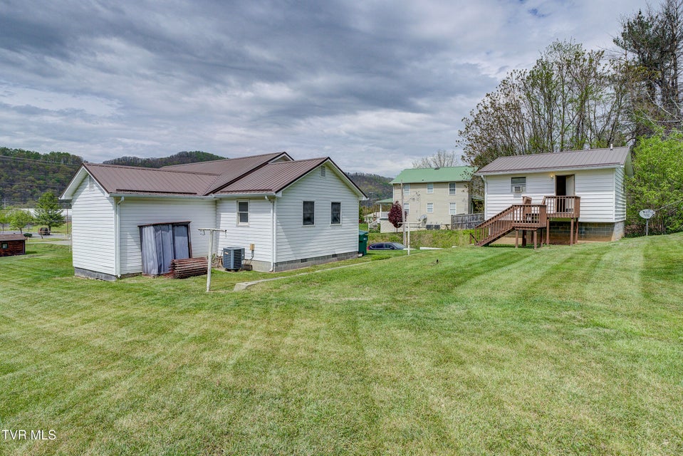 Photo #11: 630 Vinton Avenue