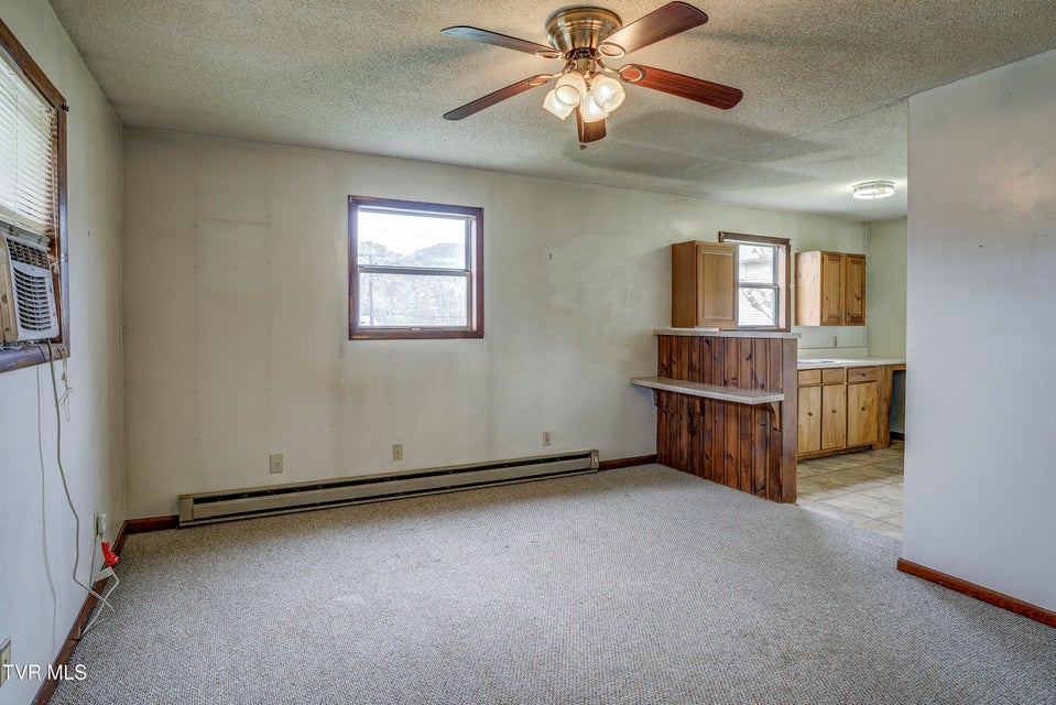 Photo #33: 630 Vinton Avenue