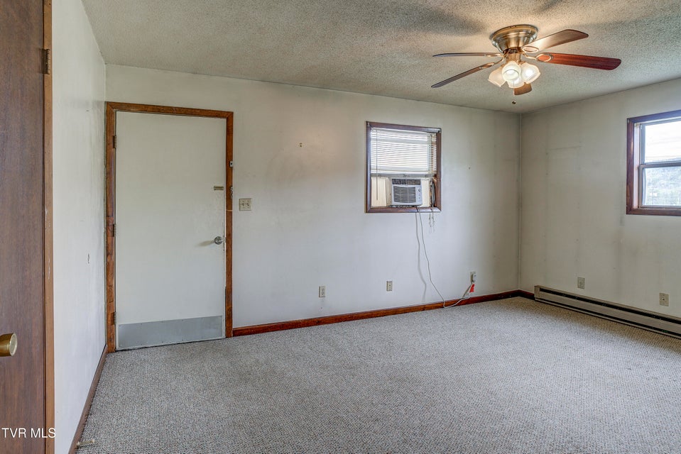 Photo #44: 630 Vinton Avenue