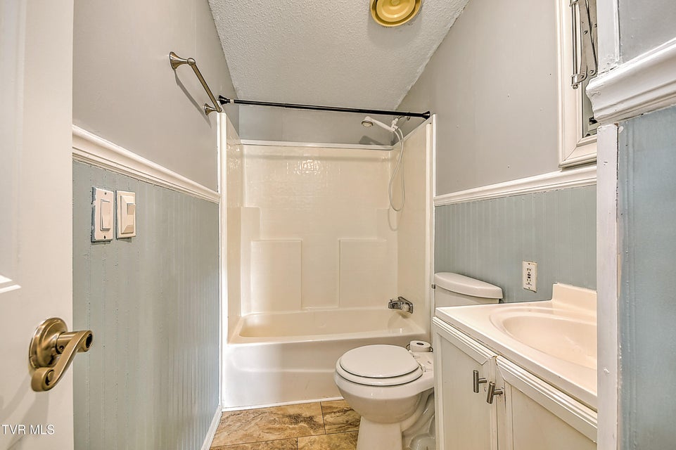 Photo #26: 17548 Havens Rest Road