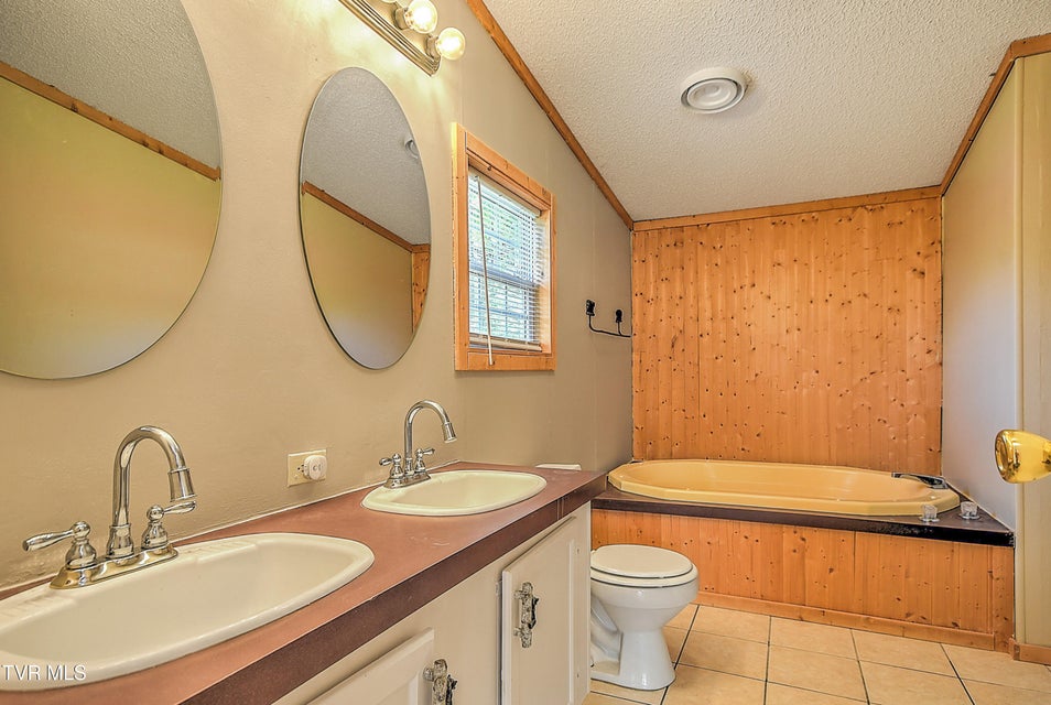 Photo #33: 17548 Havens Rest Road