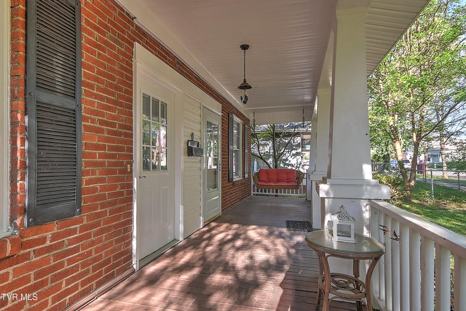 Photo #4: 314 Lamont Street