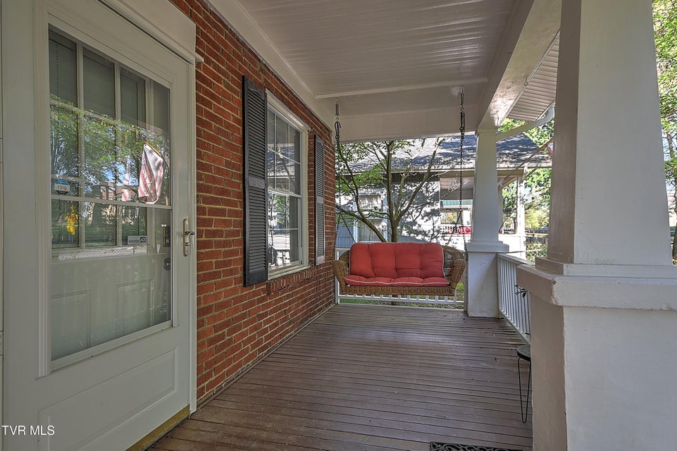 Photo #5: 314 Lamont Street