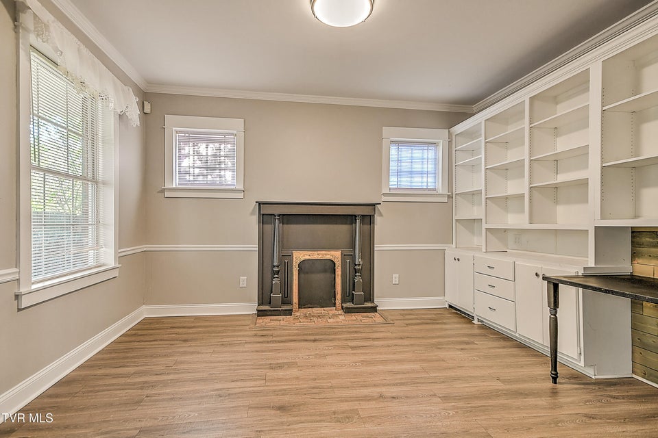 Photo #10: 314 Lamont Street