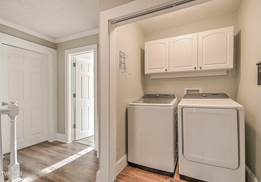 Photo #27: 314 Lamont Street