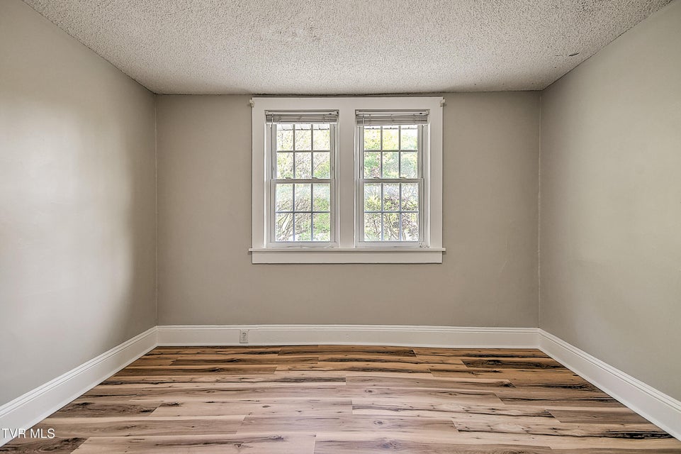 Photo #39: 314 Lamont Street