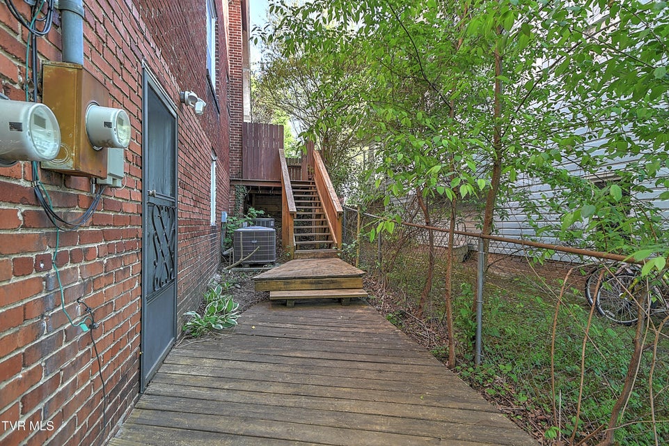 Photo #45: 314 Lamont Street