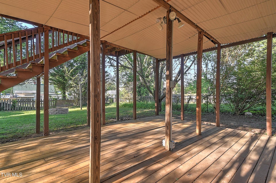 Photo #46: 314 Lamont Street