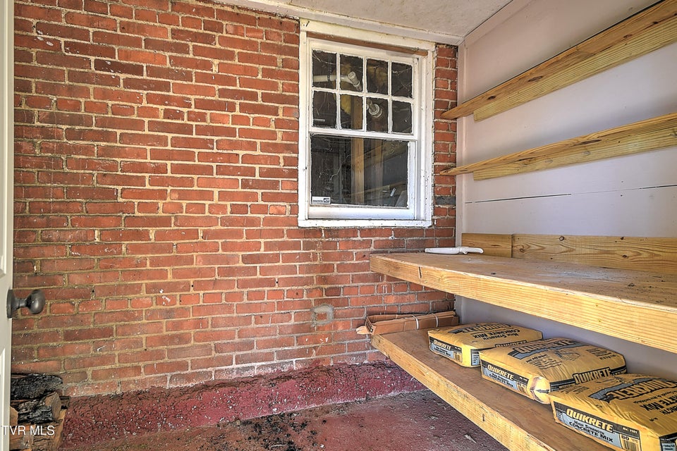 Photo #48: 314 Lamont Street