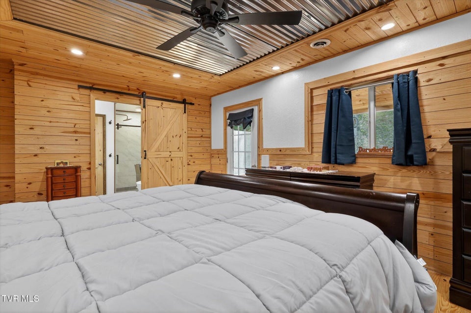 Photo #27: 11343 Robinson Hollow Road