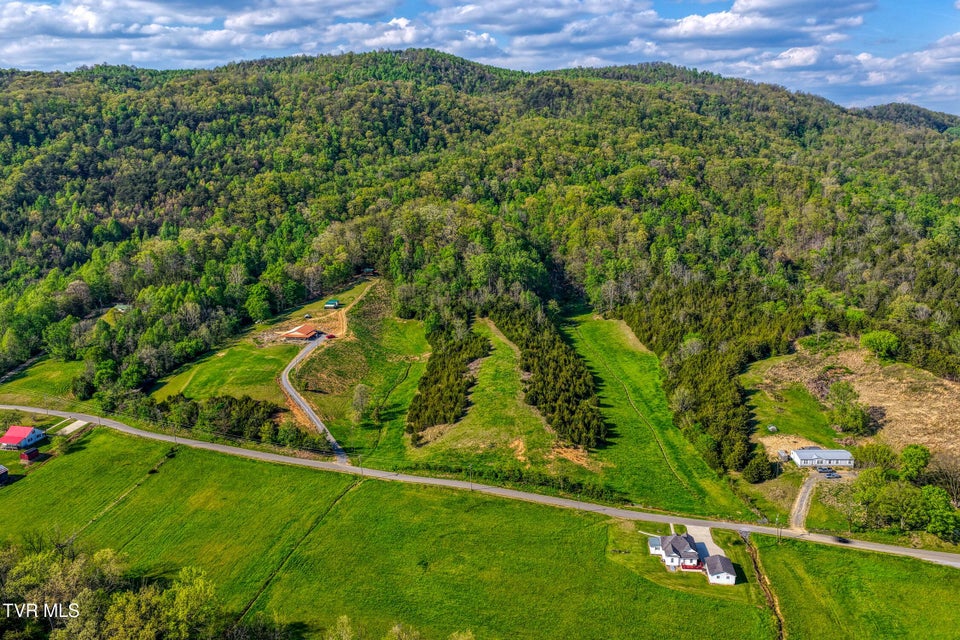 Photo #31: 336 Cloud Creek Road