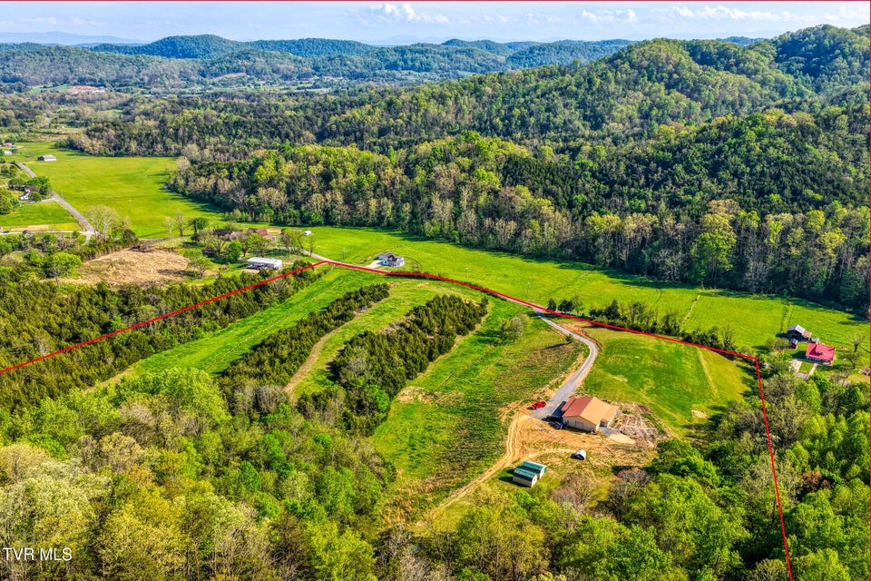 Photo #38: 336 Cloud Creek Road