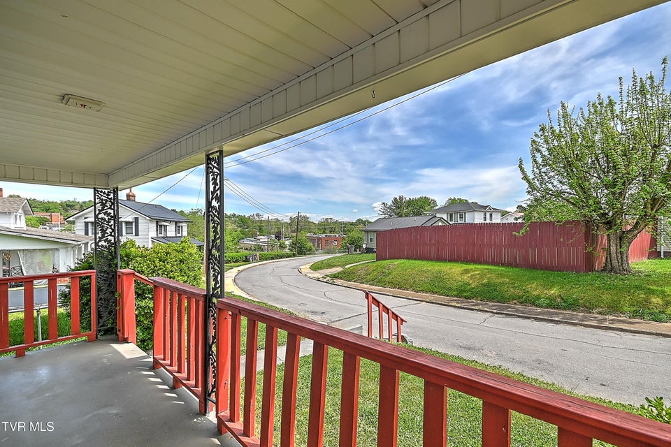 Photo #12: 629 Branch Street