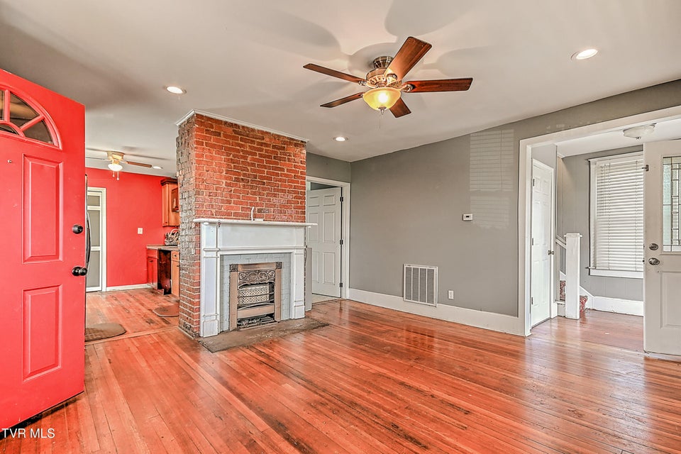 Photo #2: 629 Branch Street