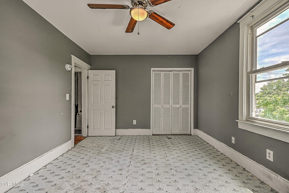 Photo #24: 629 Branch Street