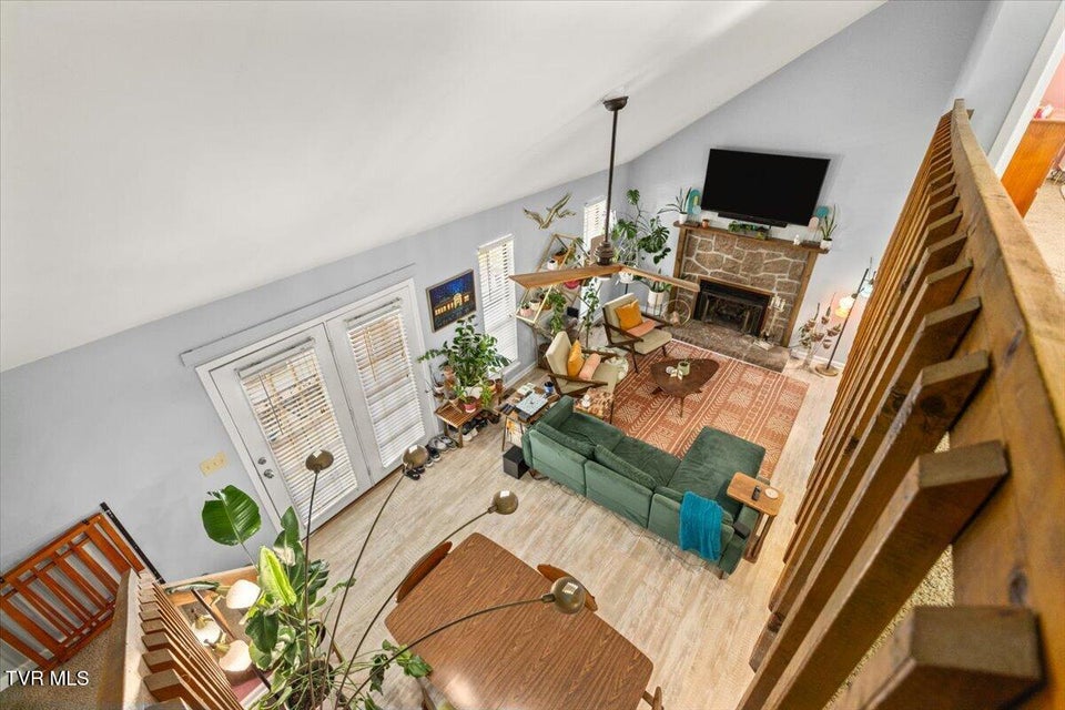 Photo #29: 2009 Dusty Drive