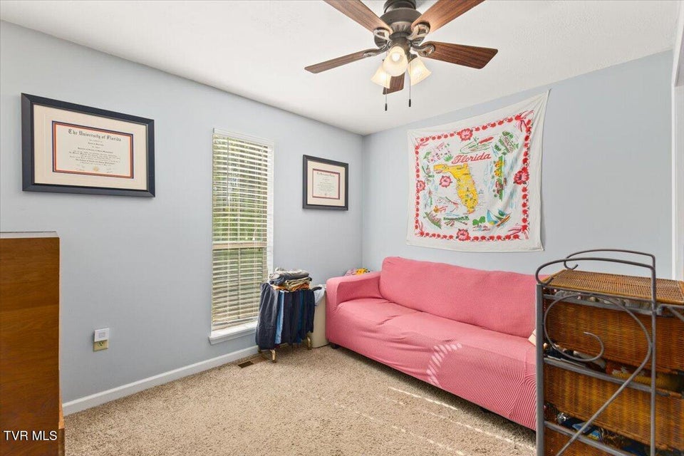 Photo #31: 2009 Dusty Drive