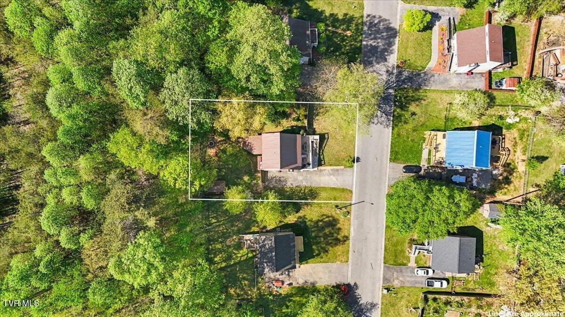 Photo #47: 2009 Dusty Drive