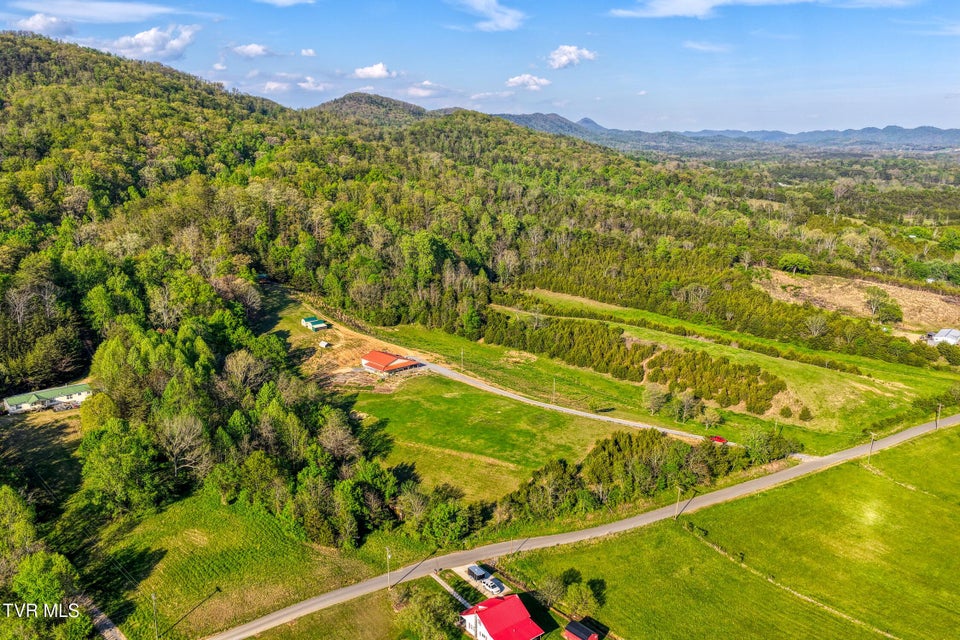 Photo #80: 336 Cloud Creek Road