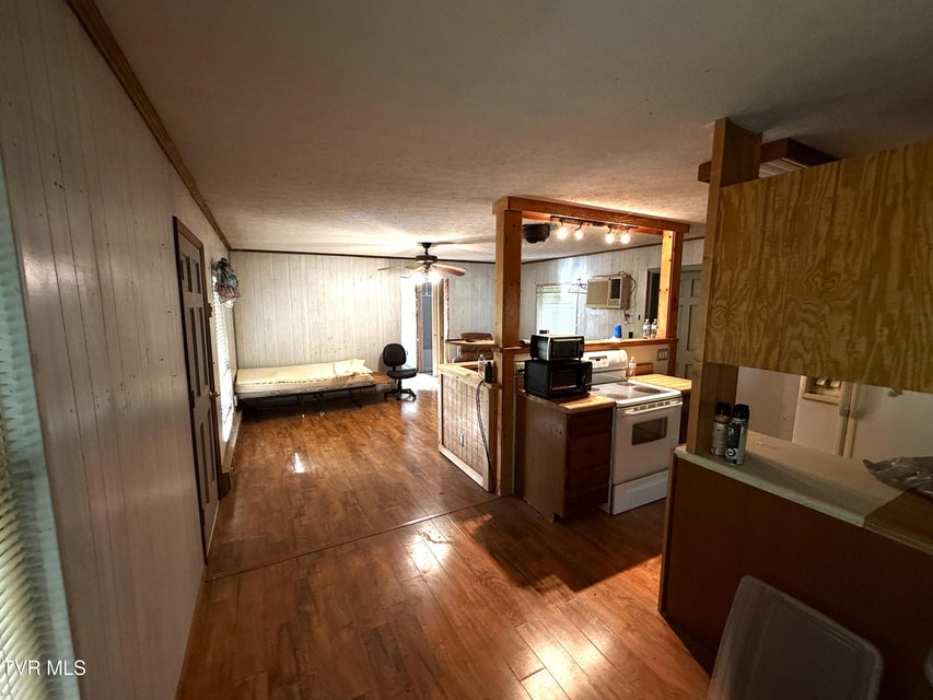 Photo #13: 2930 Arch Way