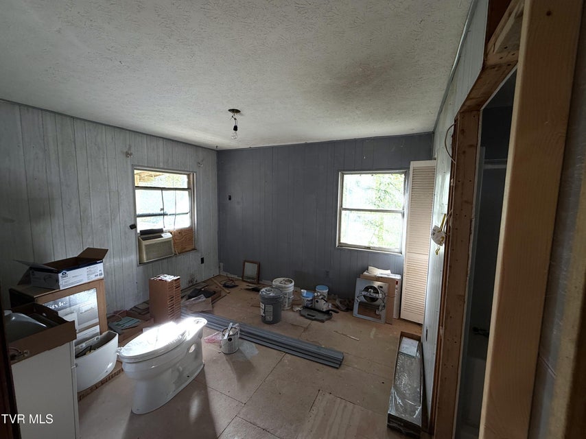 Photo #15: 2930 Arch Way