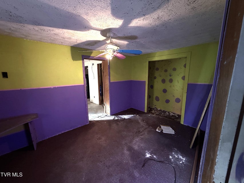 Photo #20: 2930 Arch Way