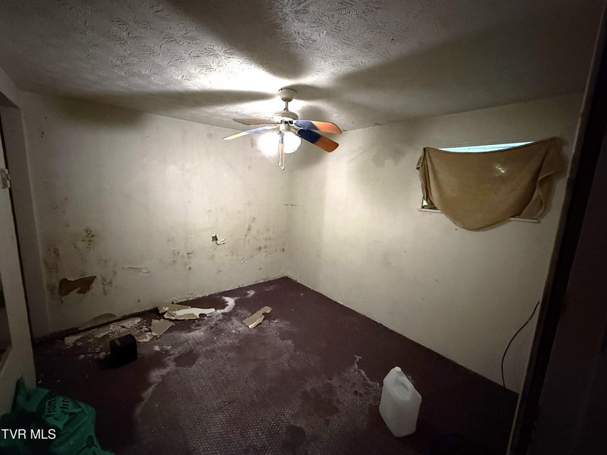 Photo #22: 2930 Arch Way