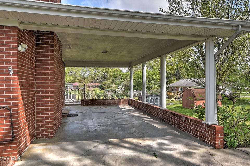 Photo #38: 879 Wayne Avenue